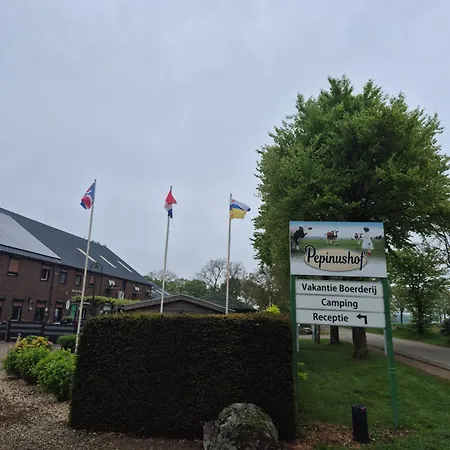 Alpehytte Boerderij Pepinushof - Blokhut *